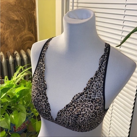 SOLD - Leopard bralette - Picture 2 of 8